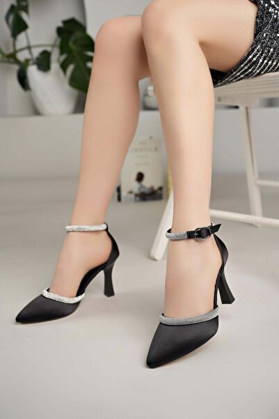 Nesil Shoes Γυναικεία παπούτσια Elva 325 Μαύρα Σατέν Πέτρα με τακούνι