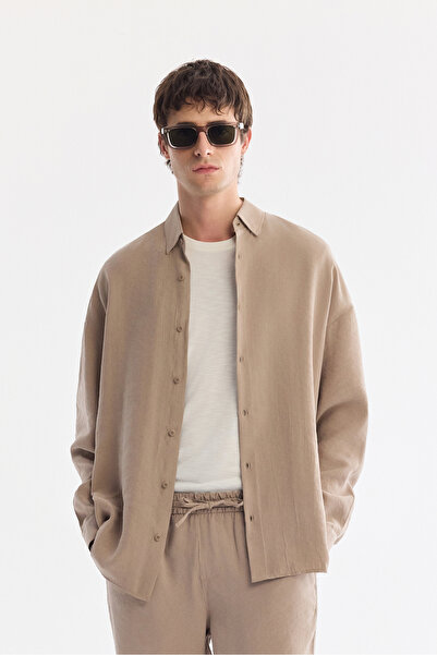 Avva Ανδρικό πουκάμισο σε μπεζ χρώμα με γιακά Britli, αναπνεύσιμο, απαλής υφή...