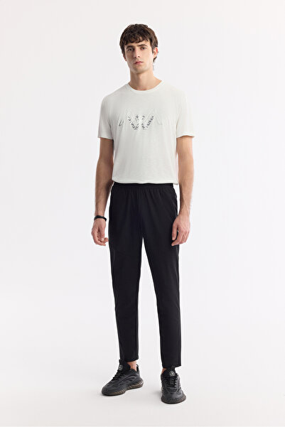 Avva Muške crne trenirke sa elastičnim strukom od tehničke tkanine, standardn...