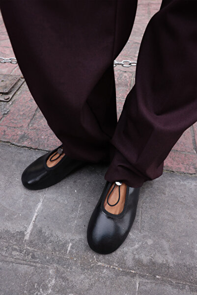 LUTVELIZADE Babet 2607 - Дамски черен бабет с гумени връзки