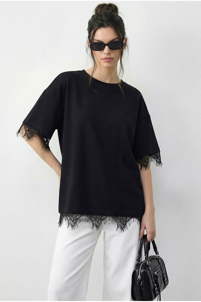 Bianco Lucci Tricou oversize cu decolteu rotund și detalii din dantelă pentru...