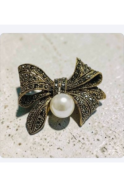 ESJ İnci Detay Ilmek Kadın Broş Ebat: 3*3,5 Cm
