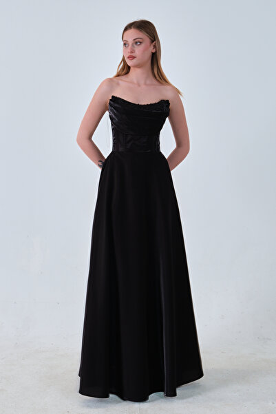 Feminist Yaka Boncuk Detaylı Drapeli Abiye Siyah 0801087