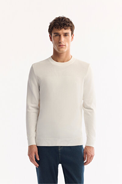 Avva Men's Ecru Crew Neck Rayon Non-Pilling Textured Knitwear Regular Fit Swe...