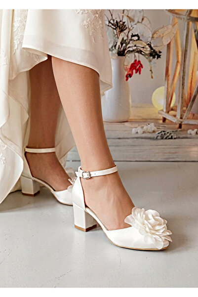 Modavien حذاء زفاف نسائي من أم اللؤلؤ مقاس 5 سم مزين بالورد