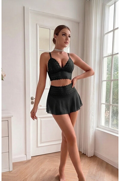 LC Waikiki Kadın Dantel ve Tül Detaylı Etekli Şık Gecelik Takımı