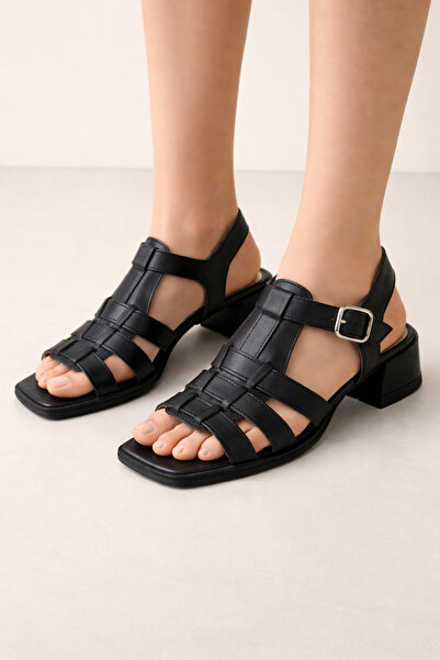 evva shoes صندل من الجلد الطبيعي باللون الأسود مريح للغاية