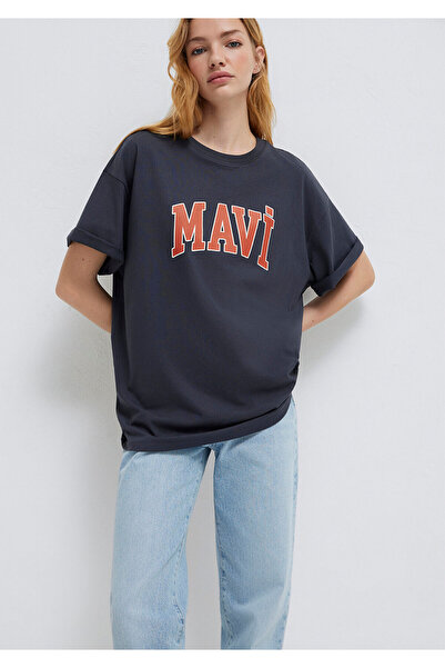 Mavi Graues T-Shirt mit Logo-Print Übergröße / weiter Schnitt 1600843-82185