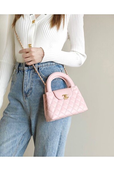 GENERAL حقيبة يد صغيرة (ميني) بتصميم كلاسيكي أنيق وطابع فاخر.