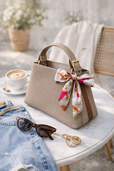 Moda Sekiz Women's Shawl Accessory Detail Crisscross Straps Shoulder Bag