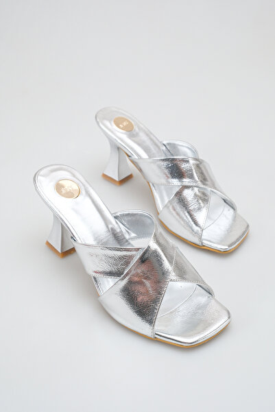 MİSSJENY Küt Burunlu Topuklu Kadın Terlik