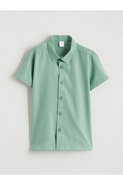 LC Waikiki Nevavm Short-Sleeved Boy's Shirt with Difference