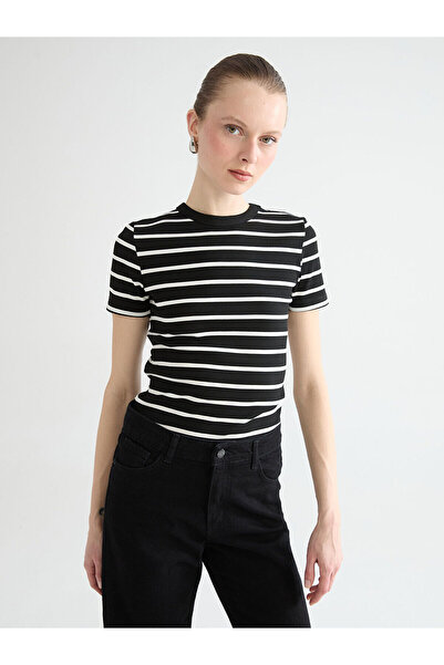 LC Waikiki Peak New Season Crew Neck Striped Women's Bodysuit