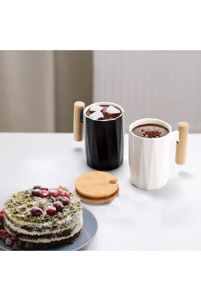 Generic A ceramic coffee mug with a wood-covered Strappy , comes with a wooden lid, 11 oz. coffee mugs