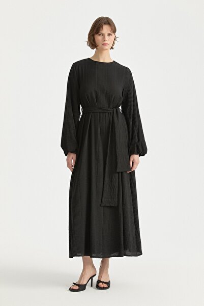 Nihan Balon Kollu Kuşaklı Viskon Elbise Siyah