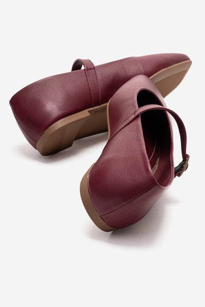 MANCORIGO Genuine Leather Women's Burgundy Buckled Ballet Flats Marry