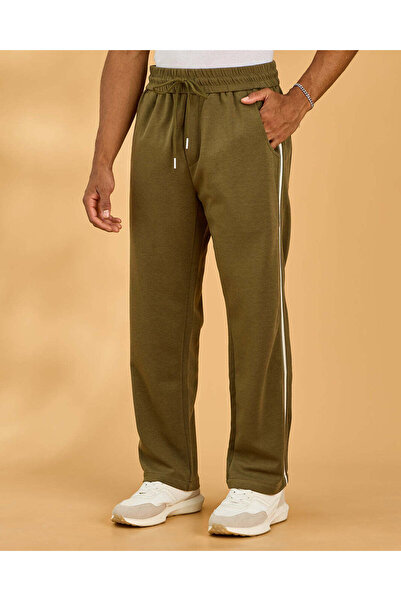 REDTAG Men Green Straight Fit Trousers