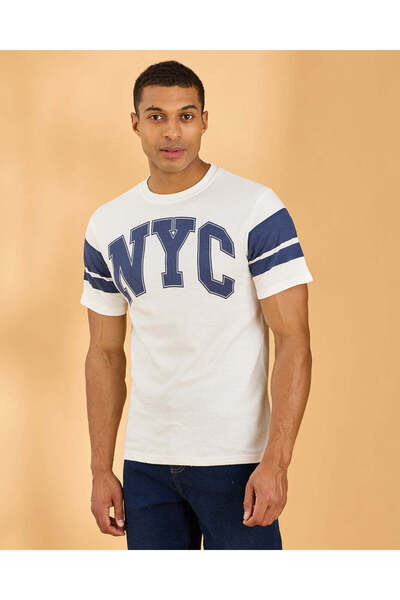 REDTAG تيشيرت رجالي بلون عاجي بنقشة قماش إنترلوك