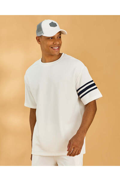REDTAG Men White Crew Neck T-Shirt With Sleeve Stripe