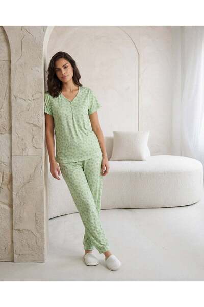 REDTAG طقم بيجاما نسائي أخضر مطبوع من قطعتين
