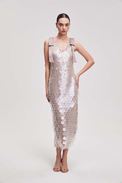 Livia فستان ماكسي لامع بدون أكمام