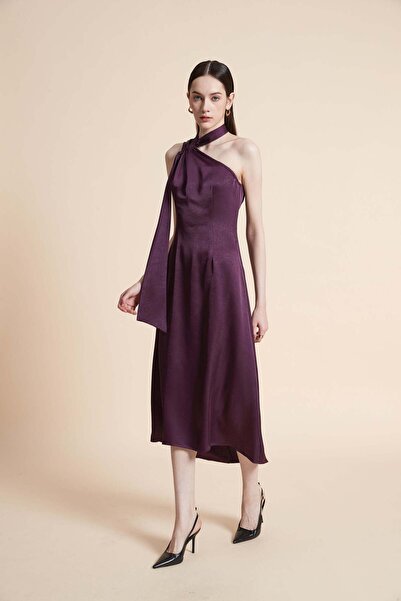 Yola Sleeveless midi dress