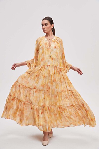 Livia فستان ماكسي منقوش بأكمام ثلاثة أرباع