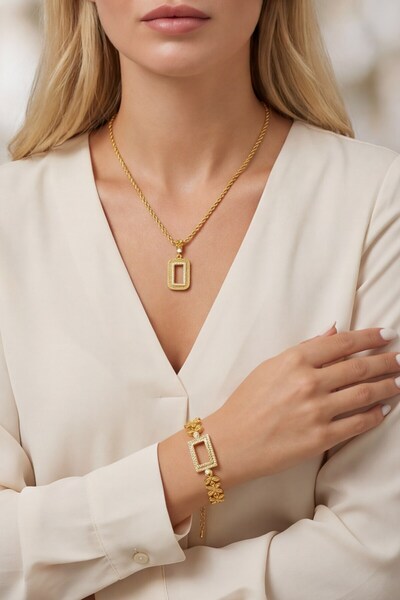 Trinidad Altın Kaplama Gram Çerçeve Kolye Ucu Ve Gram Çerçeve Çiçekli Bilekli...