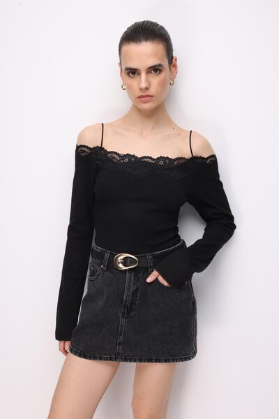 Mixray 2062 Ženska bluza sa Carmen ovratnikom Čipka paket crna