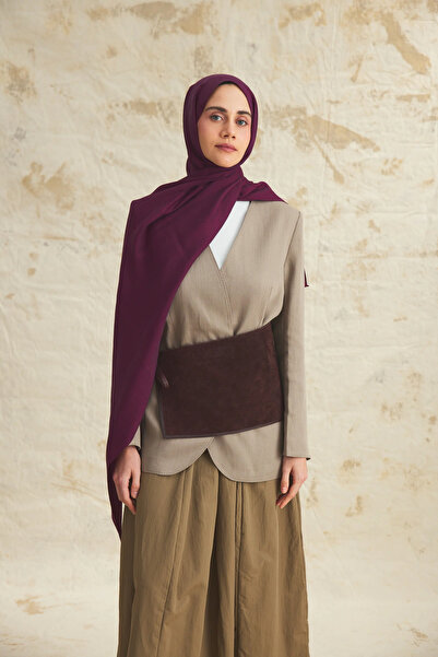 Emproyal شال ناتيف مزين بحواف