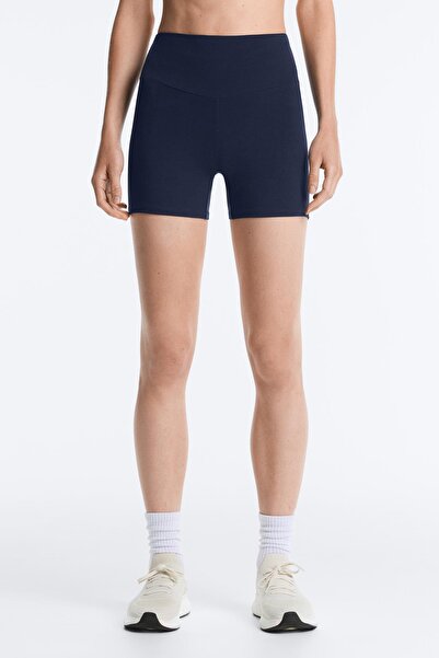 Oysho High-waisted Comfortlux 10 cm hot pants