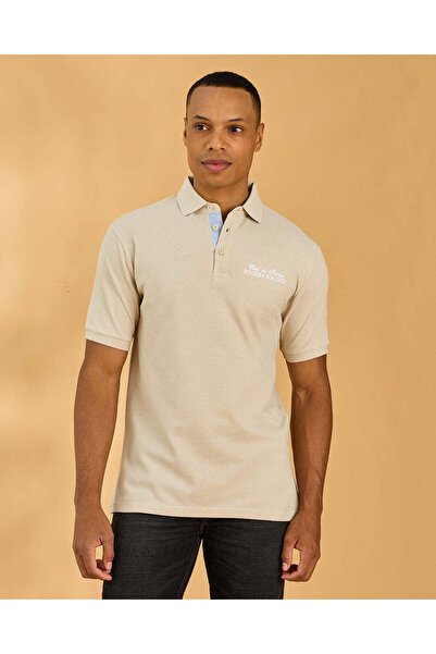 REDTAG قميص بولو رجالي بيج أساسي بشعار على الصدر