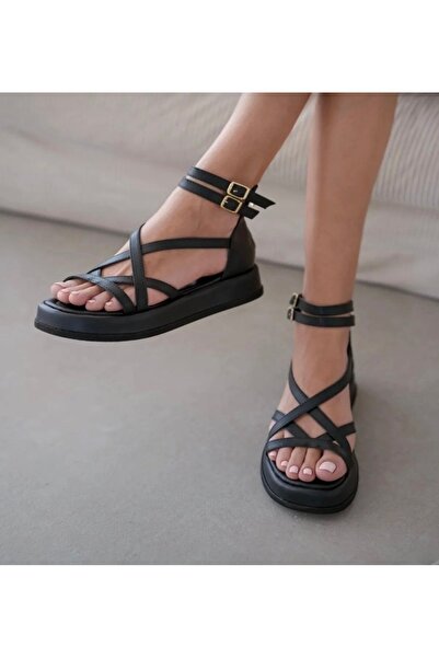 QUEEN Siyah Deri Kadın Sandalet GLADYO
