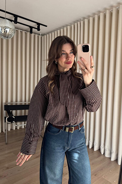 Sue Store Smeđa bela Prugasto šal detaljna košulja