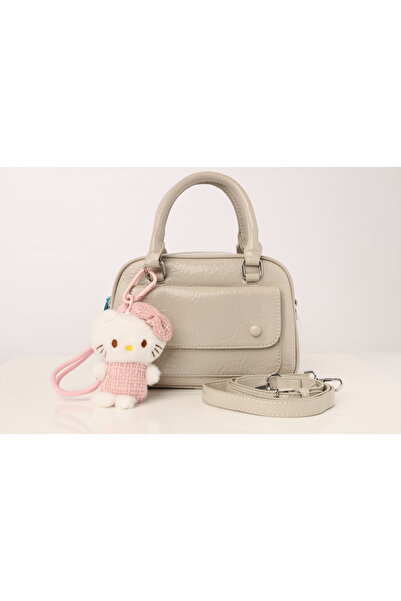 Generac Classic grey bag with Hello Kitty charm