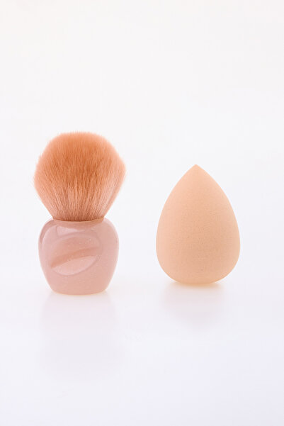 GulFlower فرشاة أحمر الخدود وإسفنجة المكياج، مجموعة من قطعتين بلون نيود