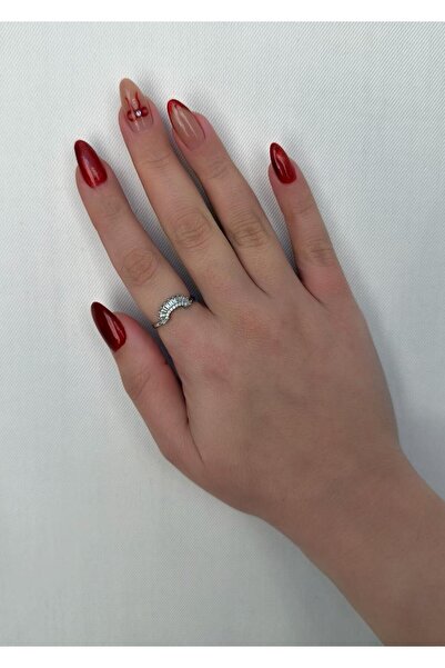 Store Diva Charm Sparkling Fan Earrings