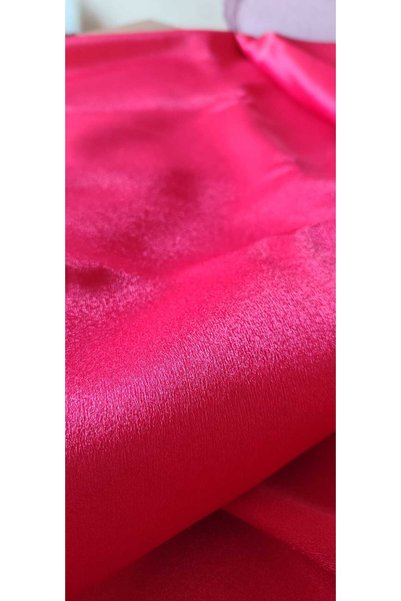 River Fabrics كريب أحمر ساتان