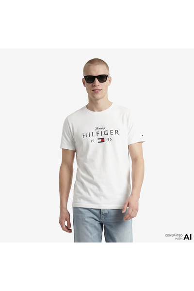 Tommy Hilfiger Brand Love Graphic Erkek Beyaz T-Shirt