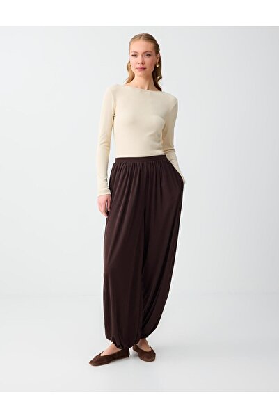 Jimmy Key Bitter Brown Relaxed Fit Regular Waist Elastic Cuff Knitted Trousers