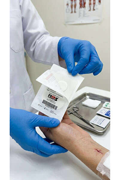 NOVAMED Adhesive wound dressing pad