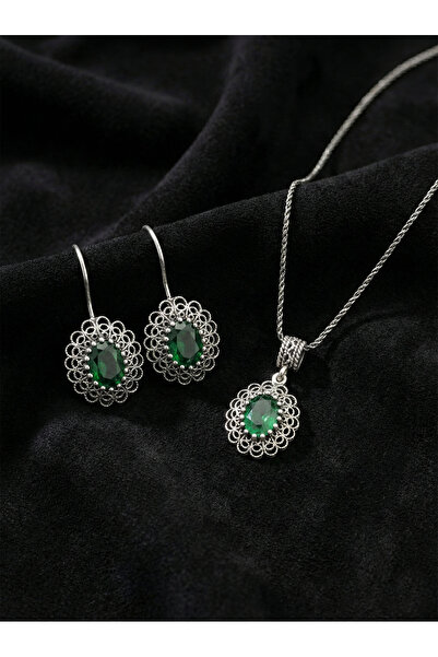 Roza Silver 925 Ayar Gümüş Zümrüt Taşlı Elişi Geleneksel Oval Telkari Kolye-K...
