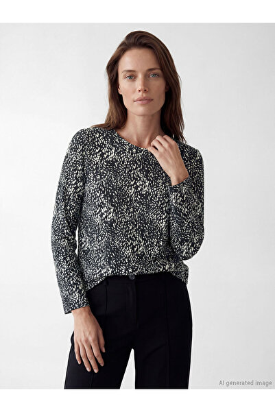 LC Waikiki Rmz Gi̇yi̇m Farkiyla Zero Roba Collar Embroidered Blouse