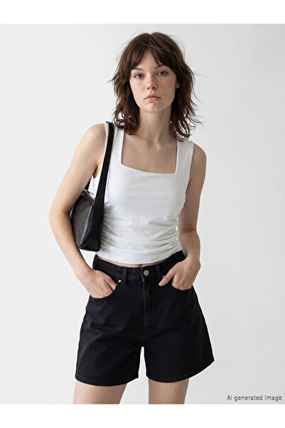 LC Waikiki XSIDE Λευκή μπλούζα με τετράγωνο γιακά και κορδόνι