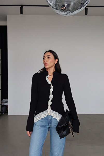 Özge Özgenç Fitilli Dantel Detaylı Hırka