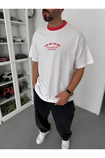 BYBASICMAN Pisanje cvetom nara Vezena Oversize kroj T-shirt C-028