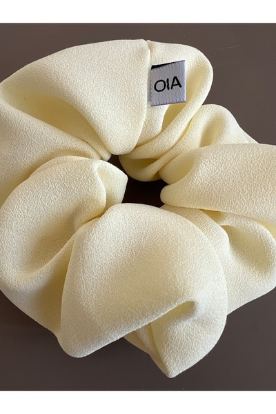 OIA Atelier Limited Spring 2 Li Scrunchie Rubber Buckle