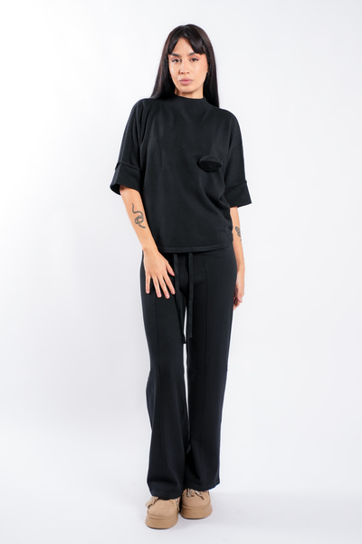 Monarh Design Black suit with detachable accessory