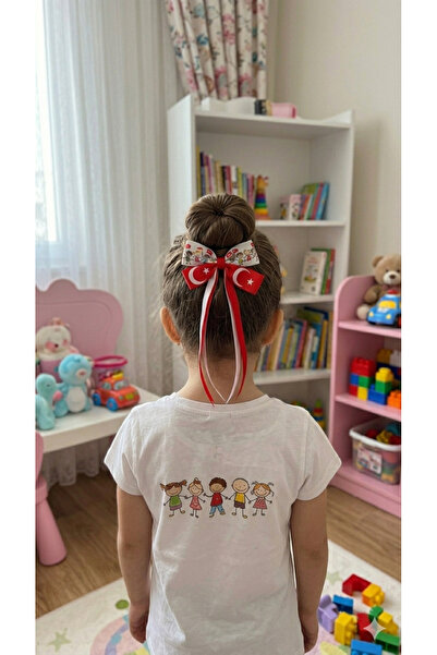 iky aksesuar 23 أبريل عرض مشهد مسرحي