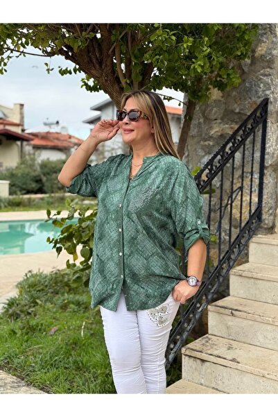 Punta Otantik Nc21055 Three Buttons Snake Pattern Italian Coton Blouse Green